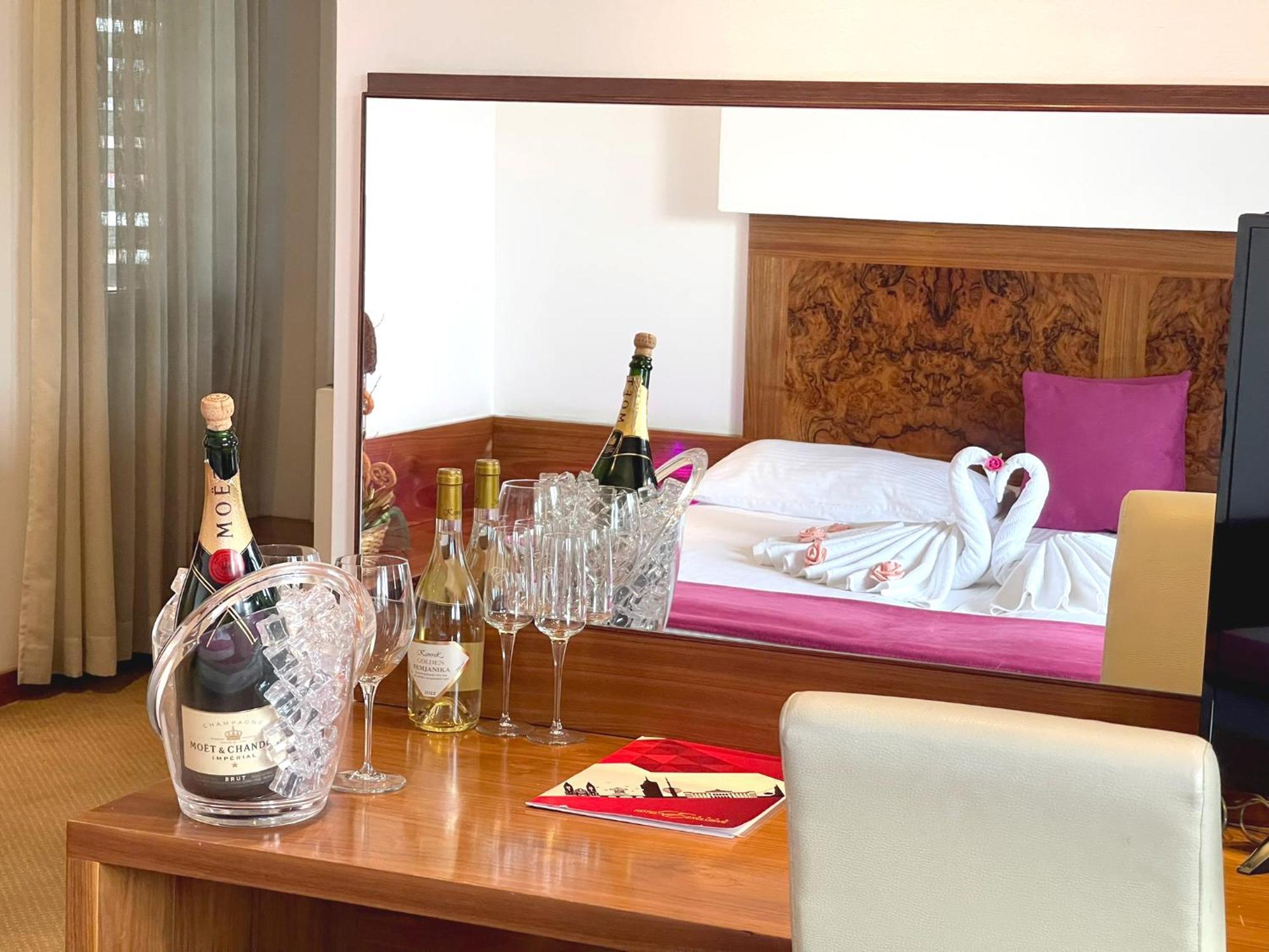 Hotel Exclusive Szarajevó Kültér fotó