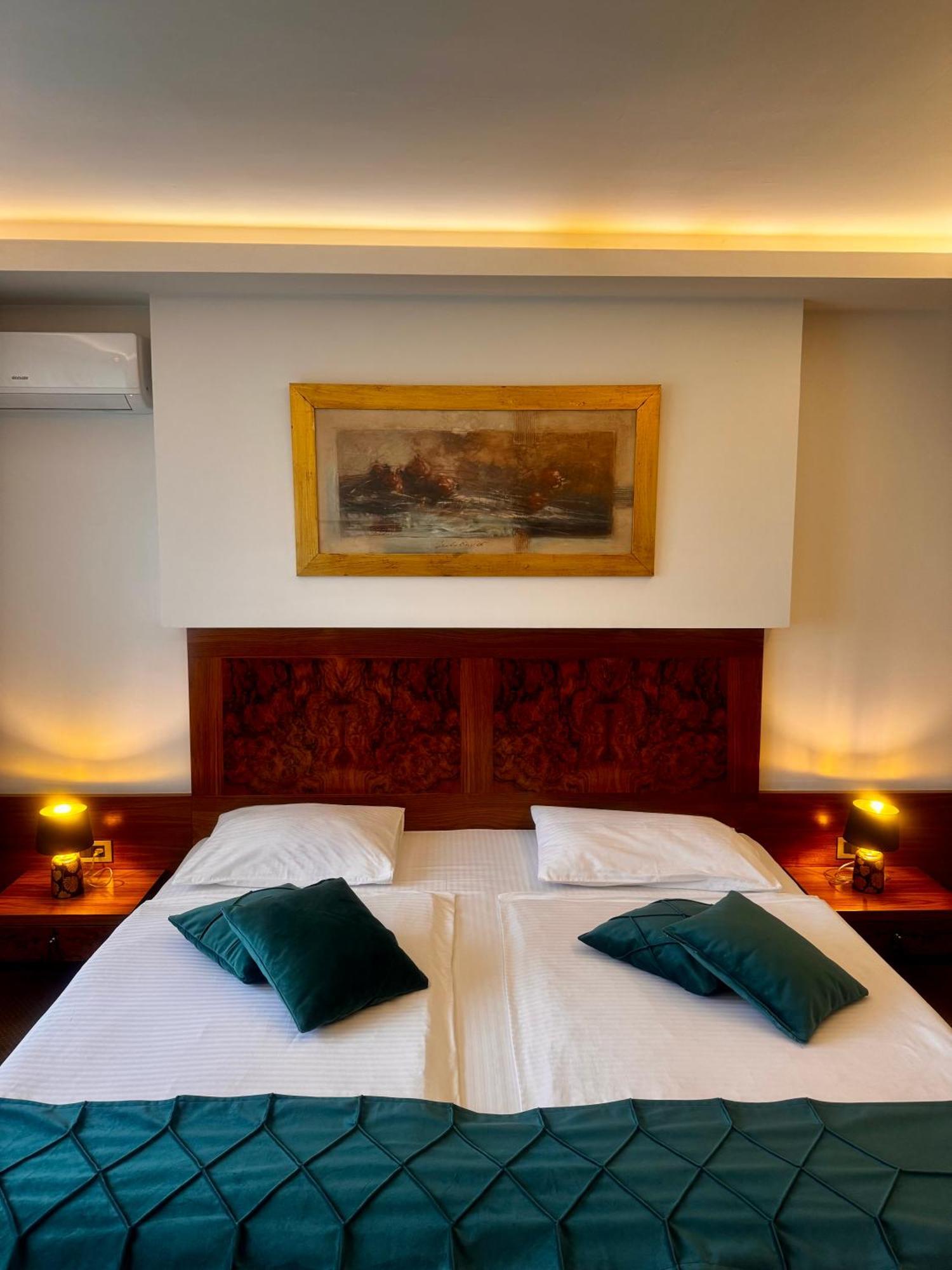 Hotel Exclusive Szarajevó Kültér fotó