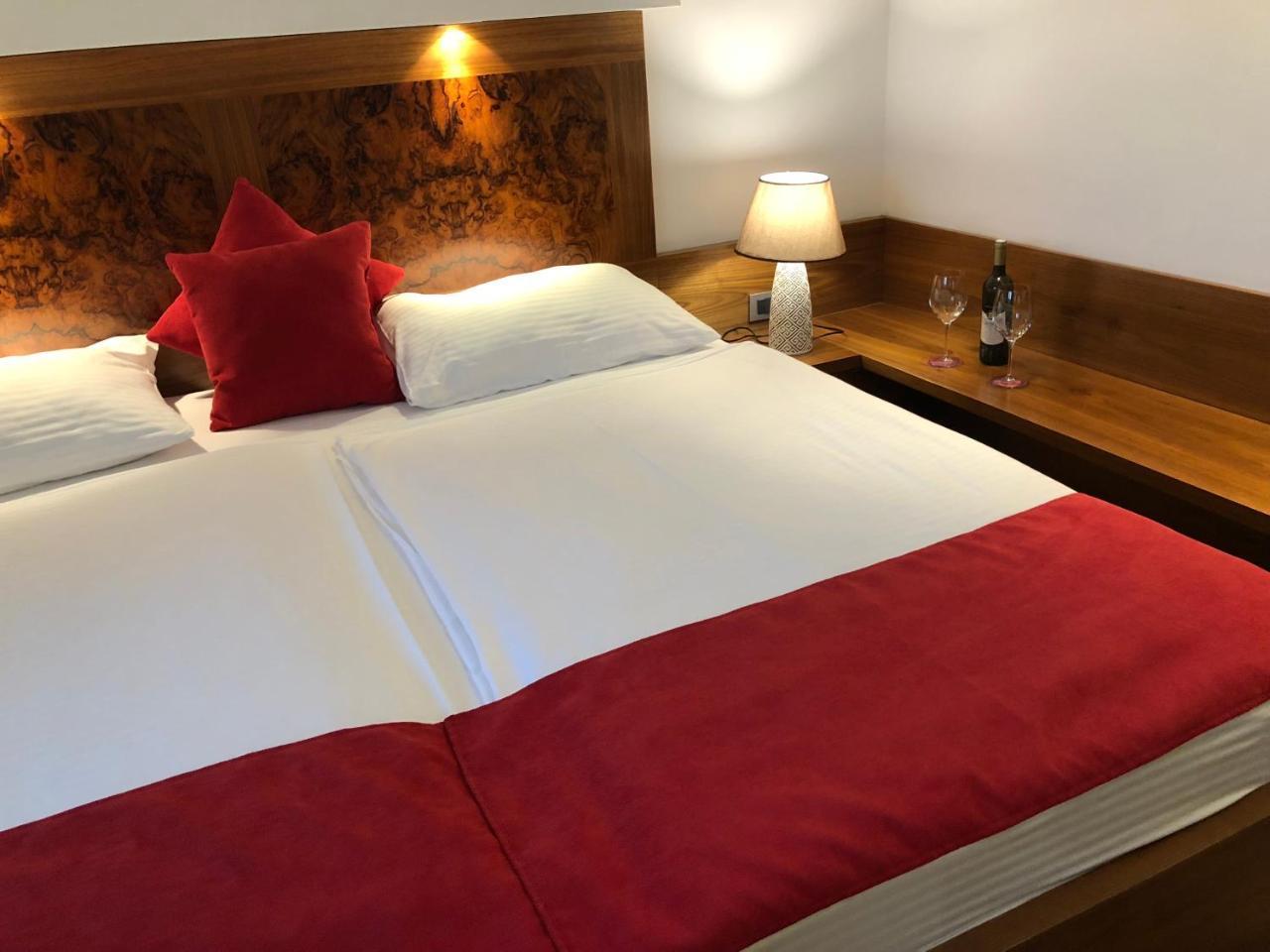 Hotel Exclusive Szarajevó Kültér fotó
